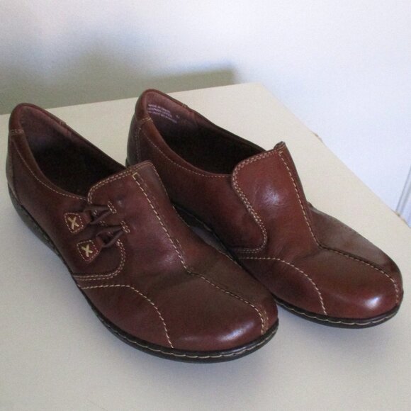 Clarks bendables Womens Brown Leather Loafer - Size 9.5M - Picture 3 of 9